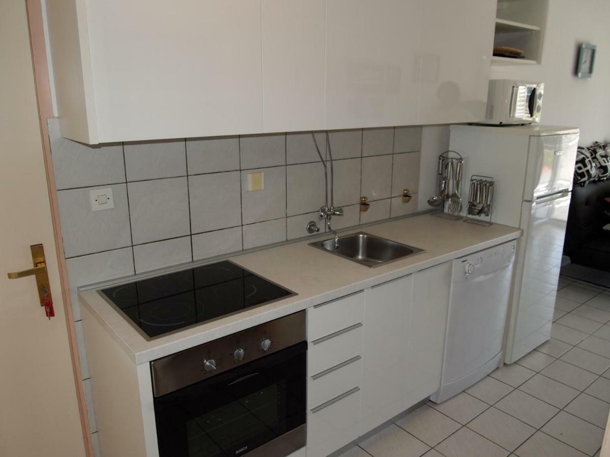 Apartments Dora Banjol Eksteriør billede